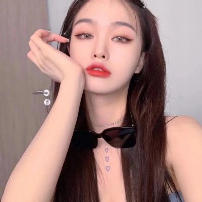 追梦的黎族女娃娃 海报